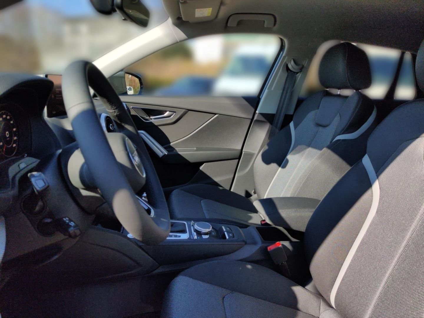 Audi Q2 advanced 35 TFSI S-tronic,LED,Smartphone Inte foto 7