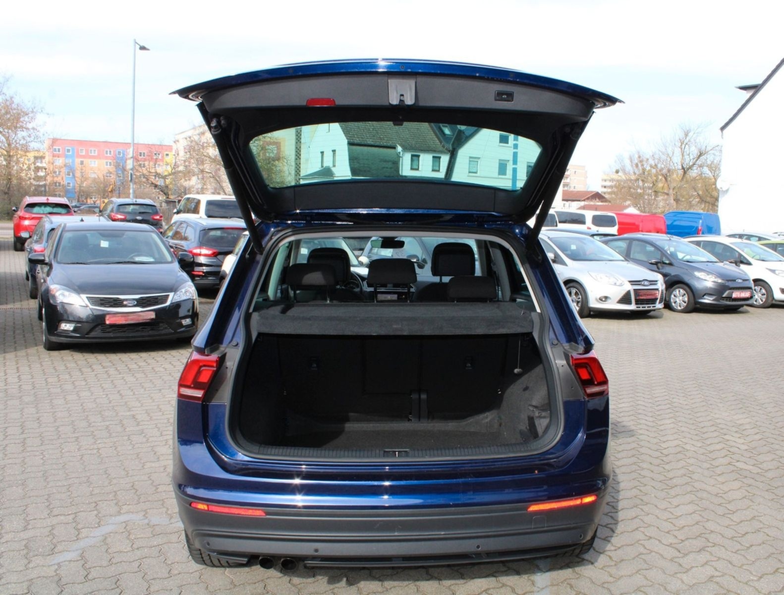 Volkswagen Tiguan Comfortline  4Motion Autom. LED Nav AHK foto 12