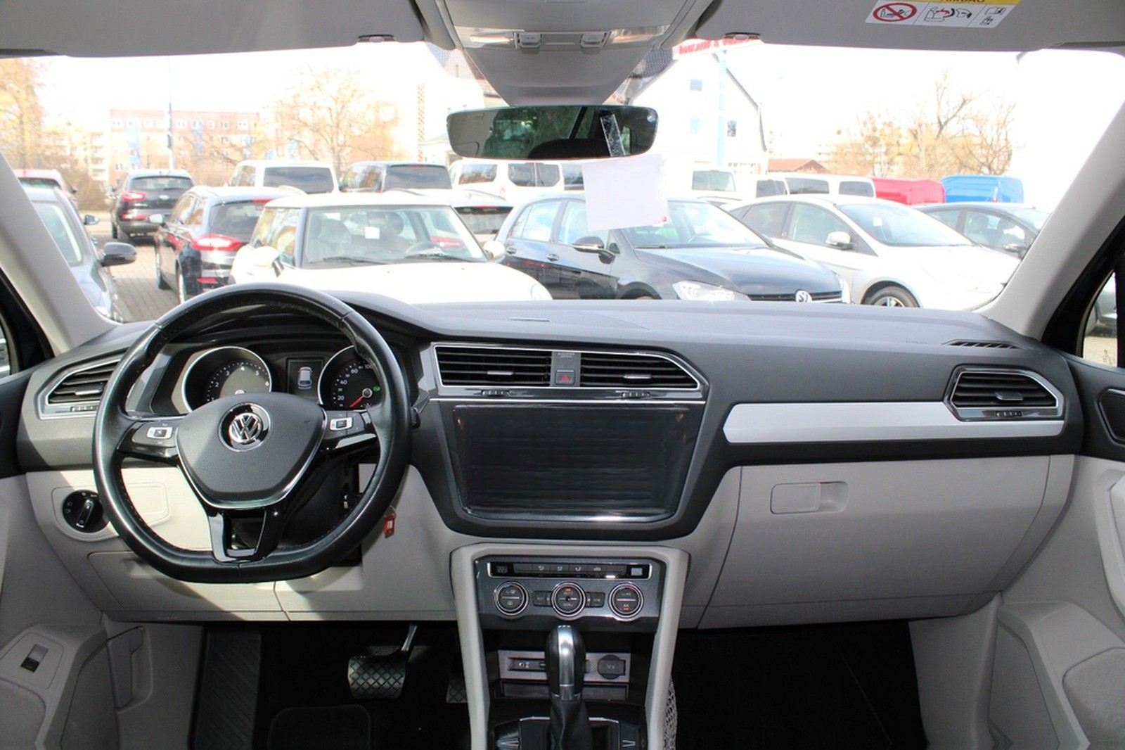 Volkswagen Tiguan Comfortline  4Motion Autom. LED Nav AHK foto 14