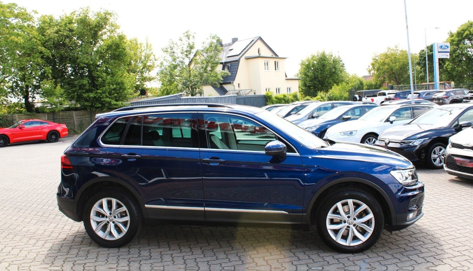 Volkswagen Tiguan Comfortline  4Motion Autom. LED Nav AHK foto 5