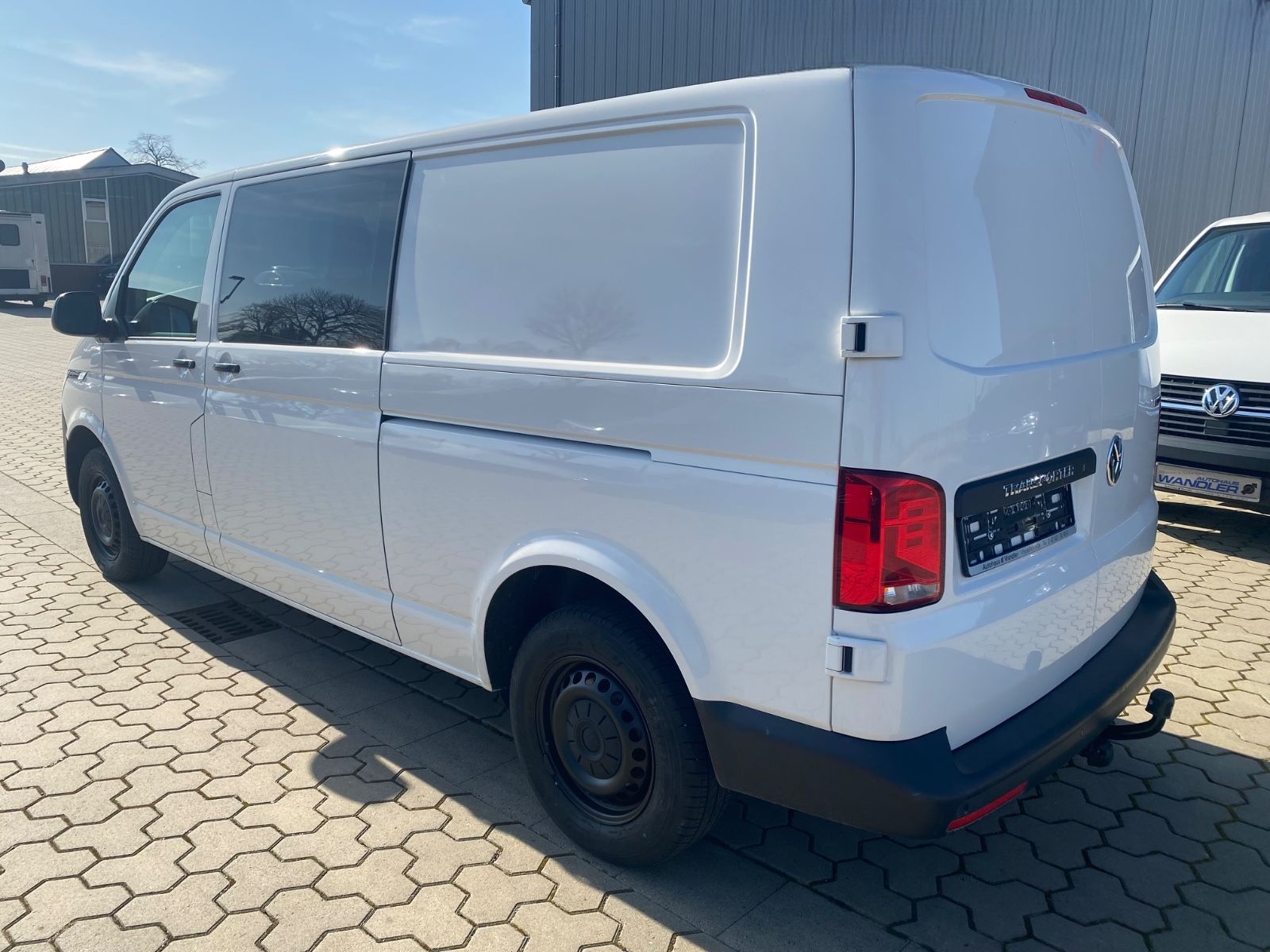 Volkswagen T6.1 Transporter Kombi Kombi lang 4MOTION, AHK, foto 4