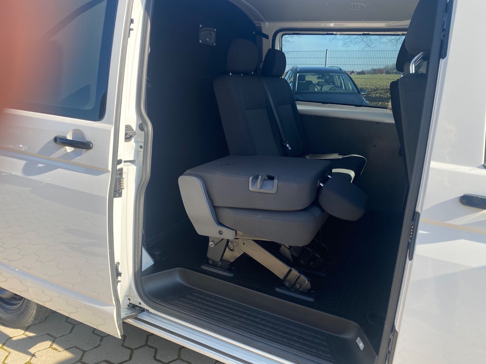 Volkswagen T6.1 Transporter Kombi Kombi lang 4MOTION, AHK, foto 8