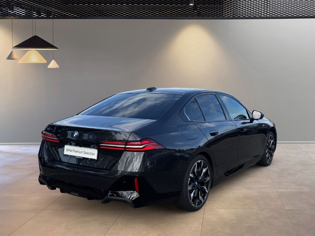 BMW i5 xDrive 40 M Sport AHK ACC HUD Bowers & Wilkin foto 3