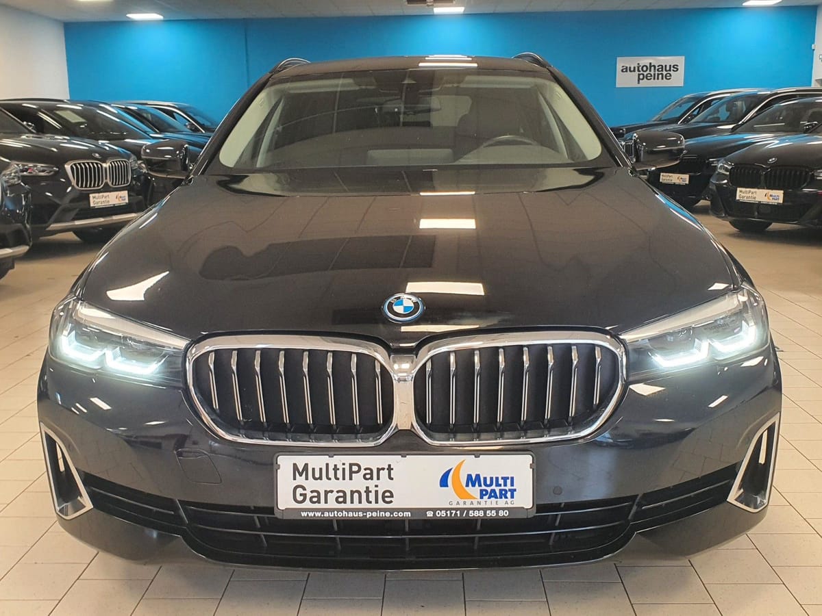 BMW 530e LuxuryLine SportBoost ParkAs KomfBelüftSitz foto 5