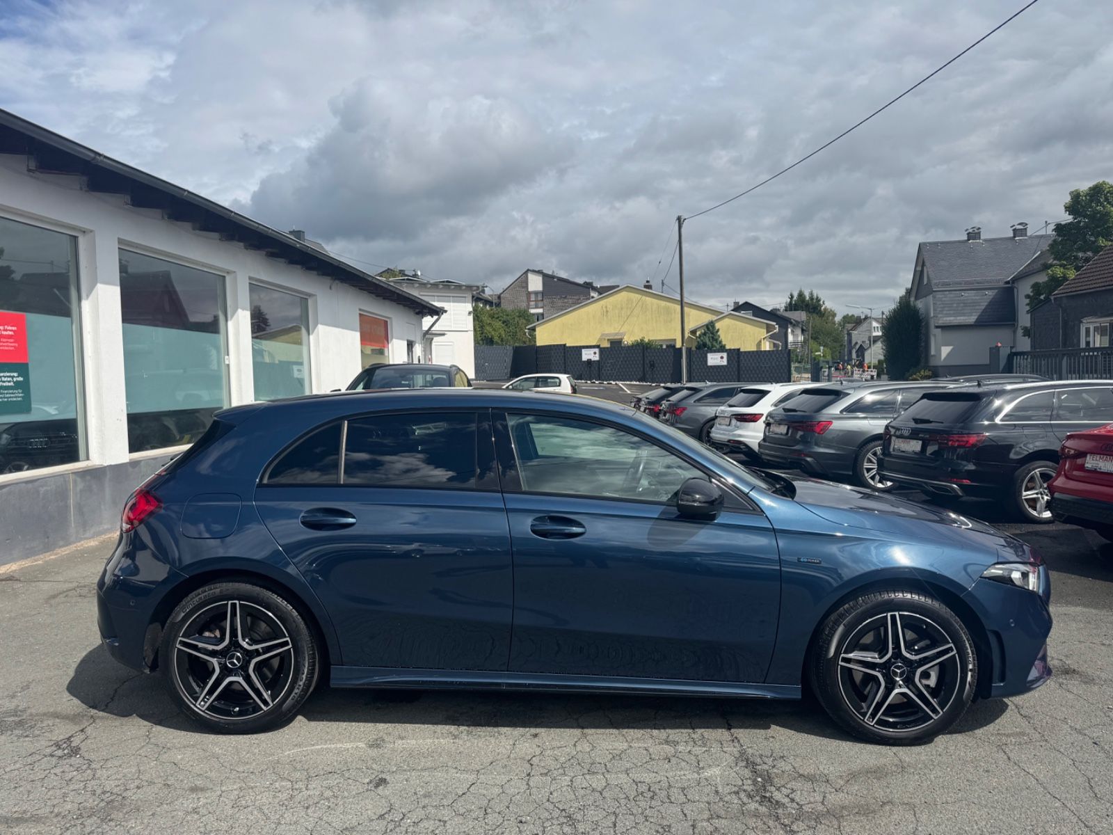 Mercedes-Benz A 250 A A 250 e Edition 2020 DAB KAMERA AMBIENTE foto 5