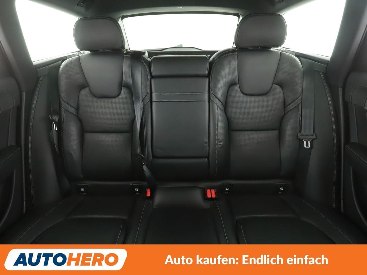 Volvo V90 2.0 D4 R-Design Aut.*NAV*HUD*TEMPO*CAM*PDC* foto 16