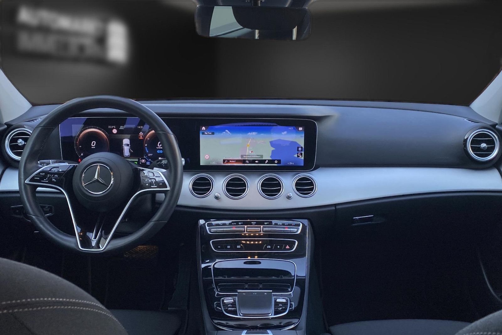 Mercedes-Benz E 300 de Distro*LED*Kamera*DAB*Wides*TW*VKZ foto 12