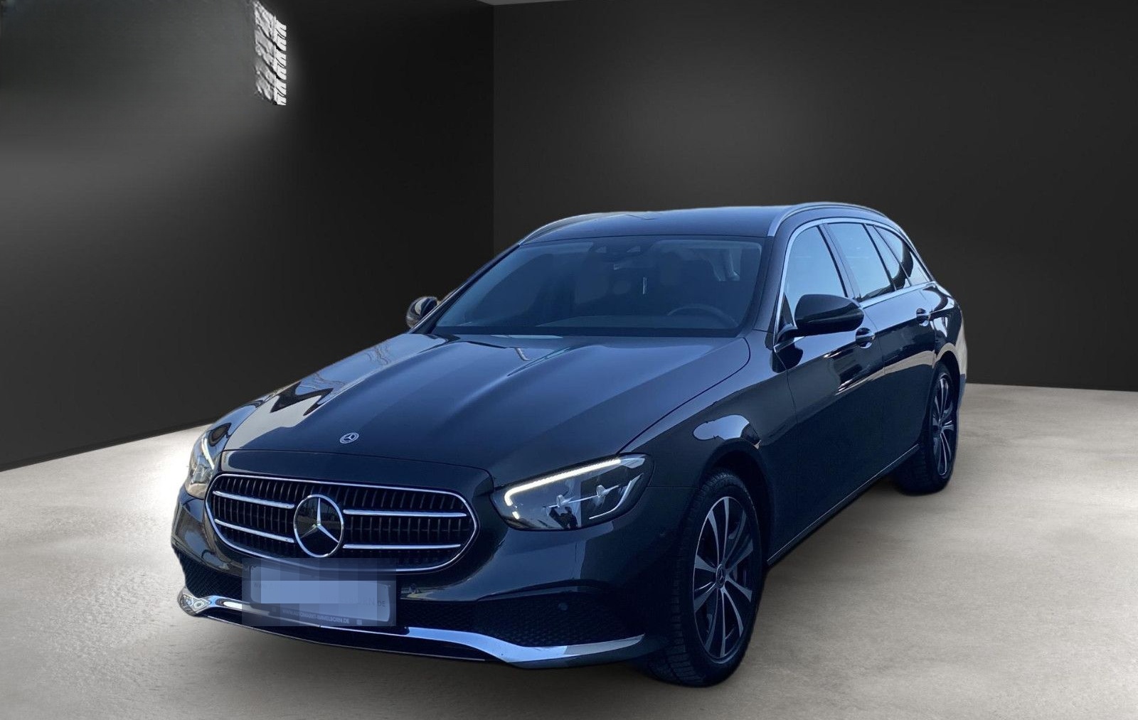 Mercedes-Benz E 300 de Distro*LED*Kamera*DAB*Wides*TW*VKZ foto 3