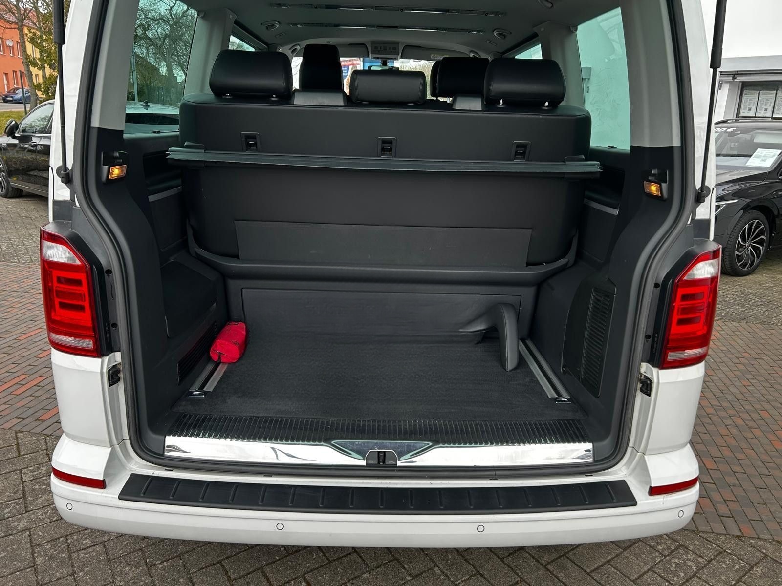 Volkswagen T6 Multivan 2.0 TDI Highline DSG foto 12