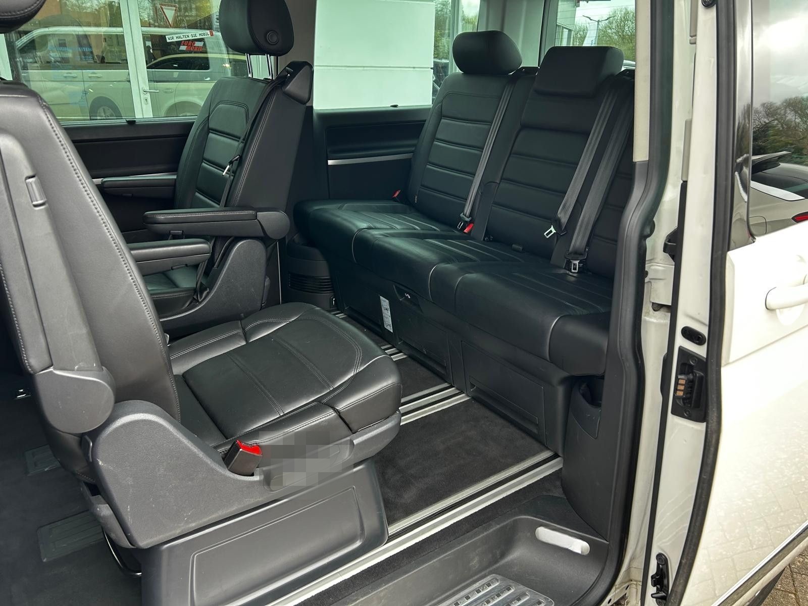 Volkswagen T6 Multivan 2.0 TDI Highline DSG foto 13