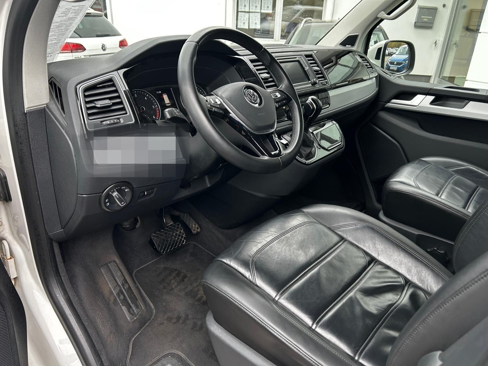 Volkswagen T6 Multivan 2.0 TDI Highline DSG foto 8