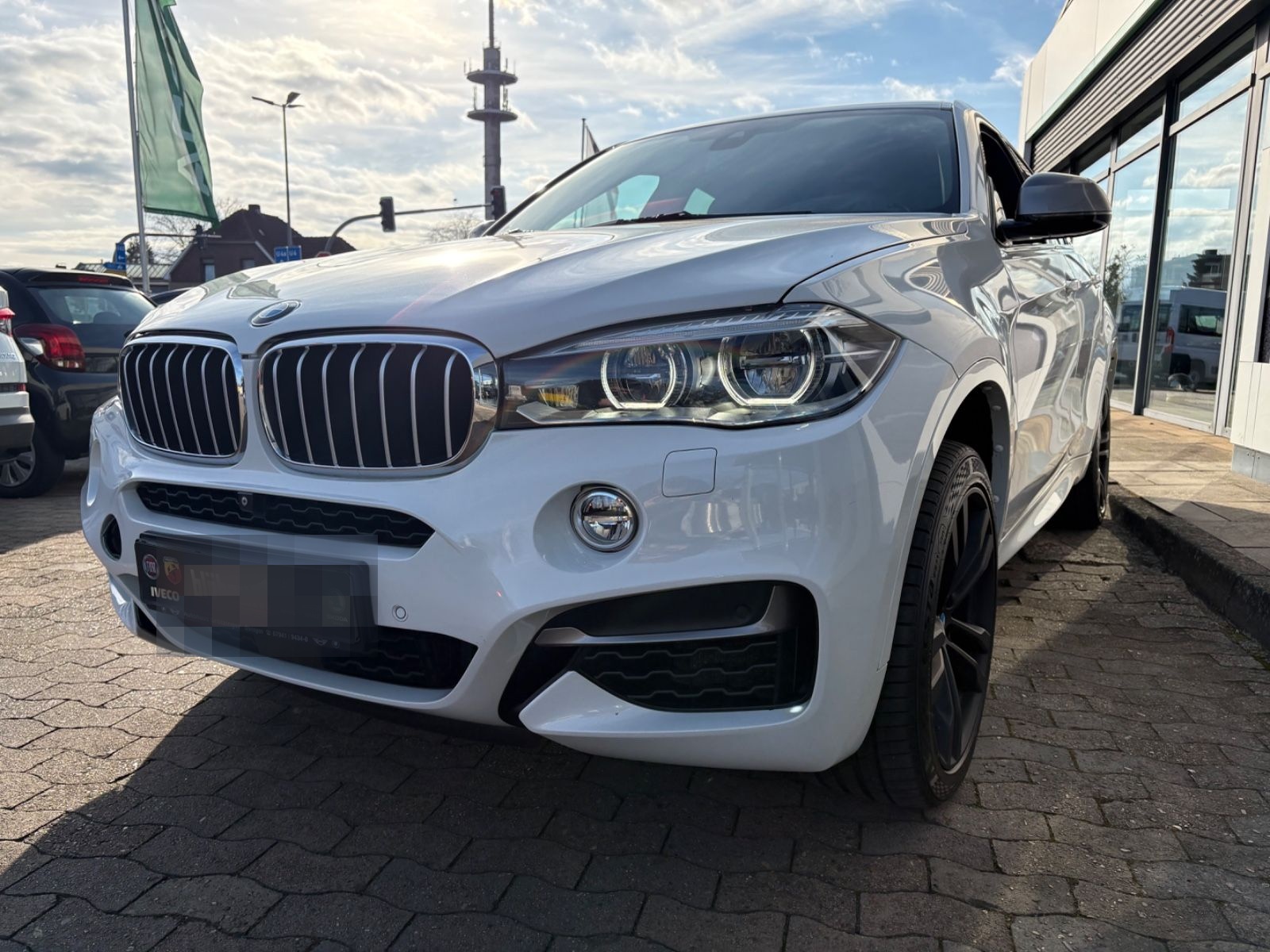 BMW X6 M50 d AHK HUD H&KRFK 360° AT Motor uvm. foto 15