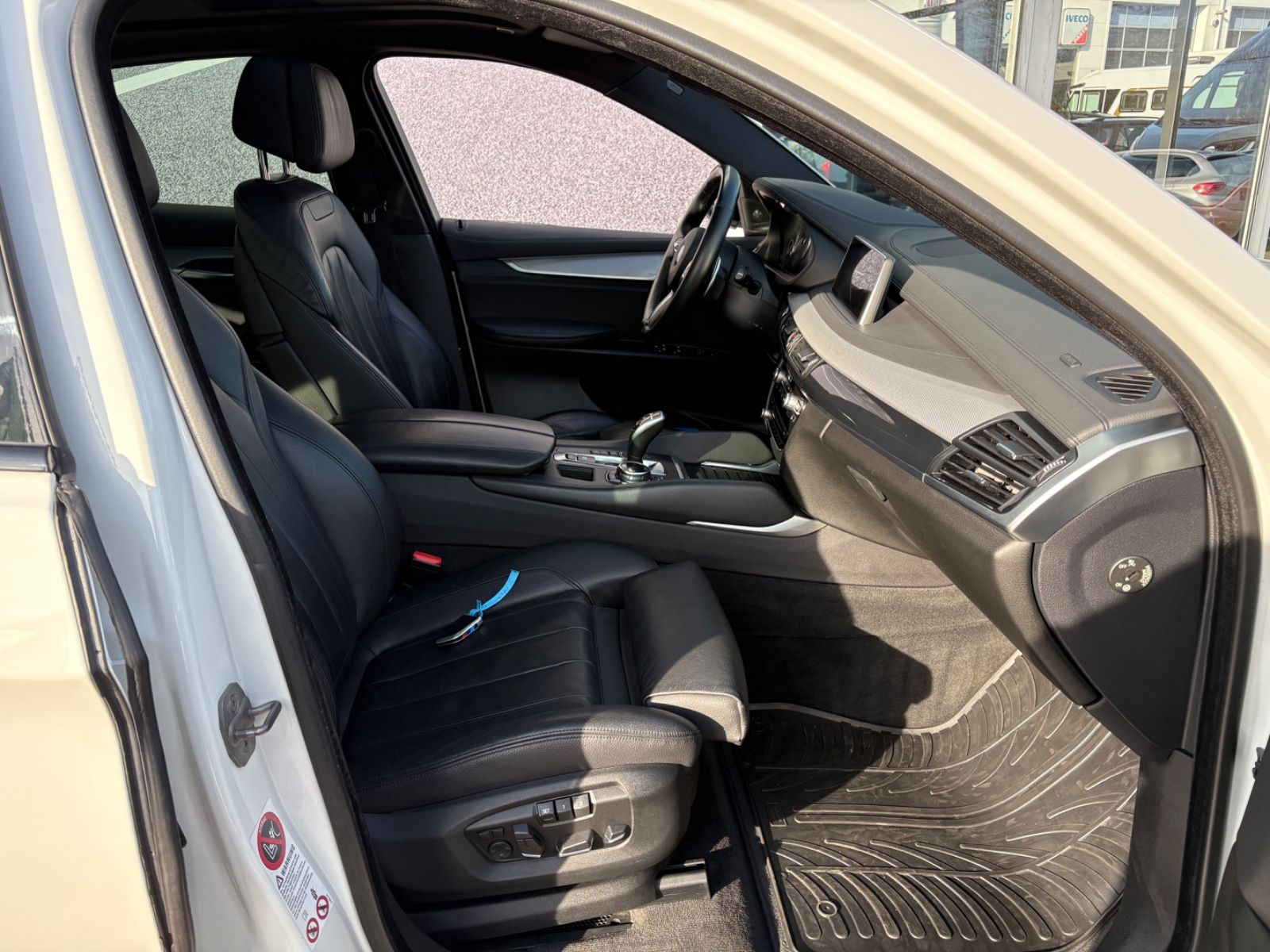 BMW X6 M50 d AHK HUD H&KRFK 360° AT Motor uvm. foto 3