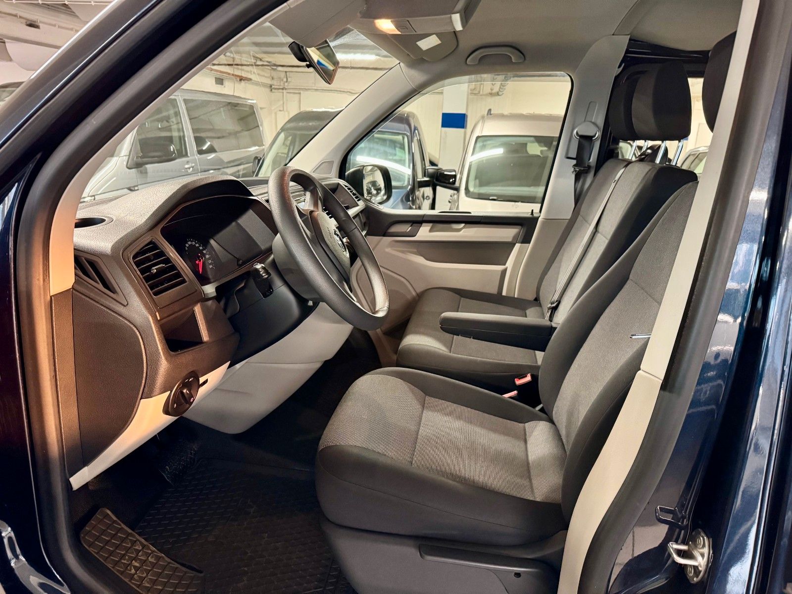 Volkswagen T6 Transporter 2.0 TDI Kombi Klima foto 12