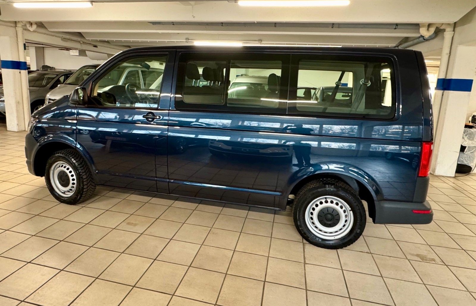 Volkswagen T6 Transporter 2.0 TDI Kombi Klima foto 4