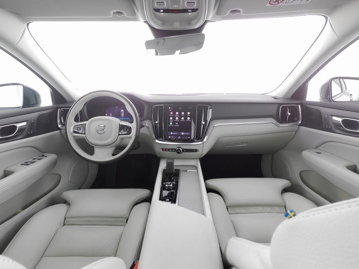 Volvo V60 CC B4 AWD Plus 1,99% foto 3