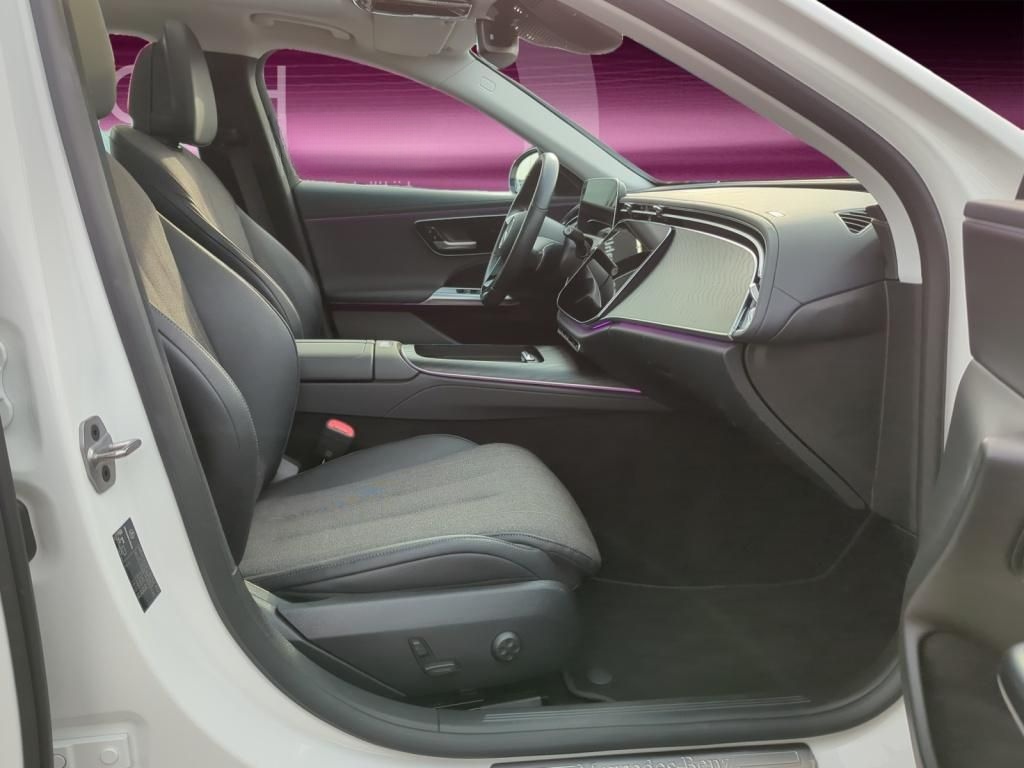 Mercedes-Benz E 200 T Avantg n.Mod+PANO+LED+NAVI+MBUX+KEYLESS foto 13