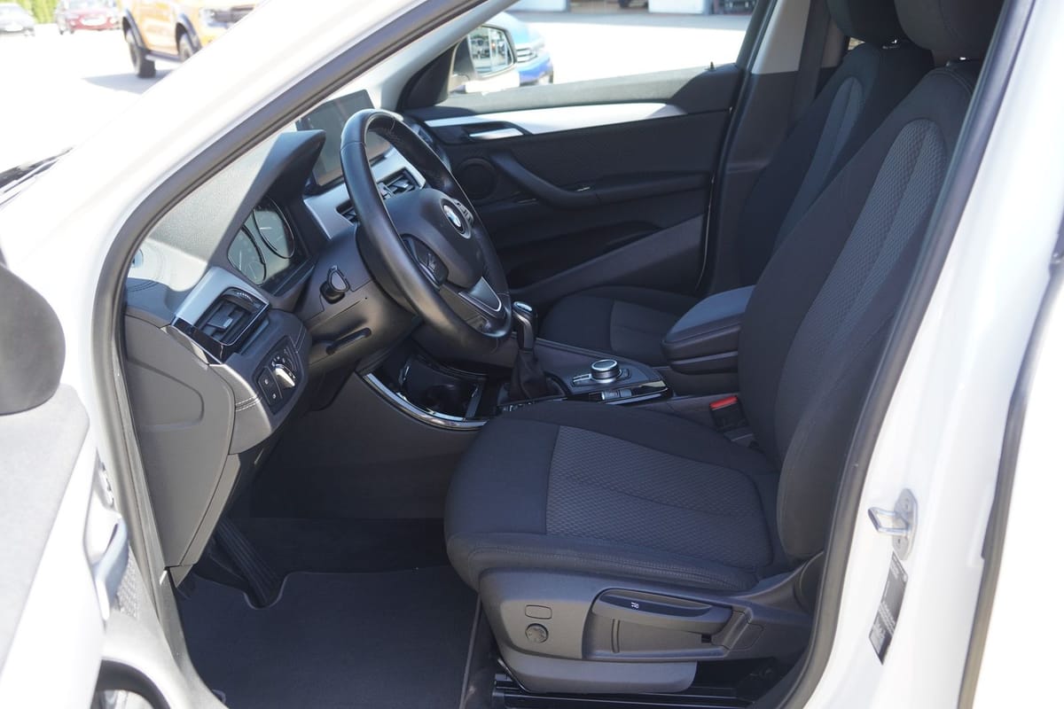 BMW X2 sDrive 18 i LED Navi Head-Up Sitzheizung AHK foto 13