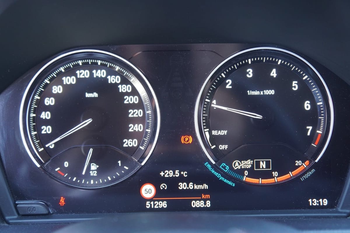 BMW X2 sDrive 18 i LED Navi Head-Up Sitzheizung AHK foto 20
