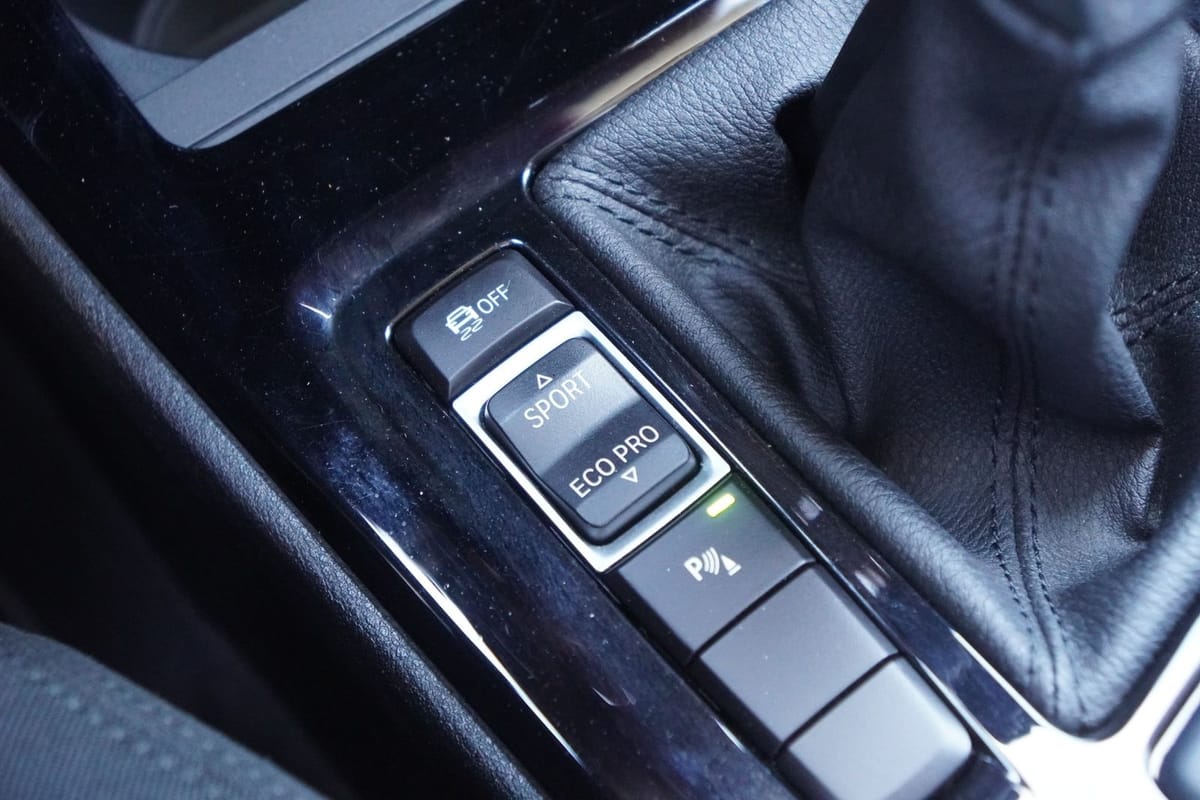 BMW X2 sDrive 18 i LED Navi Head-Up Sitzheizung AHK foto 22