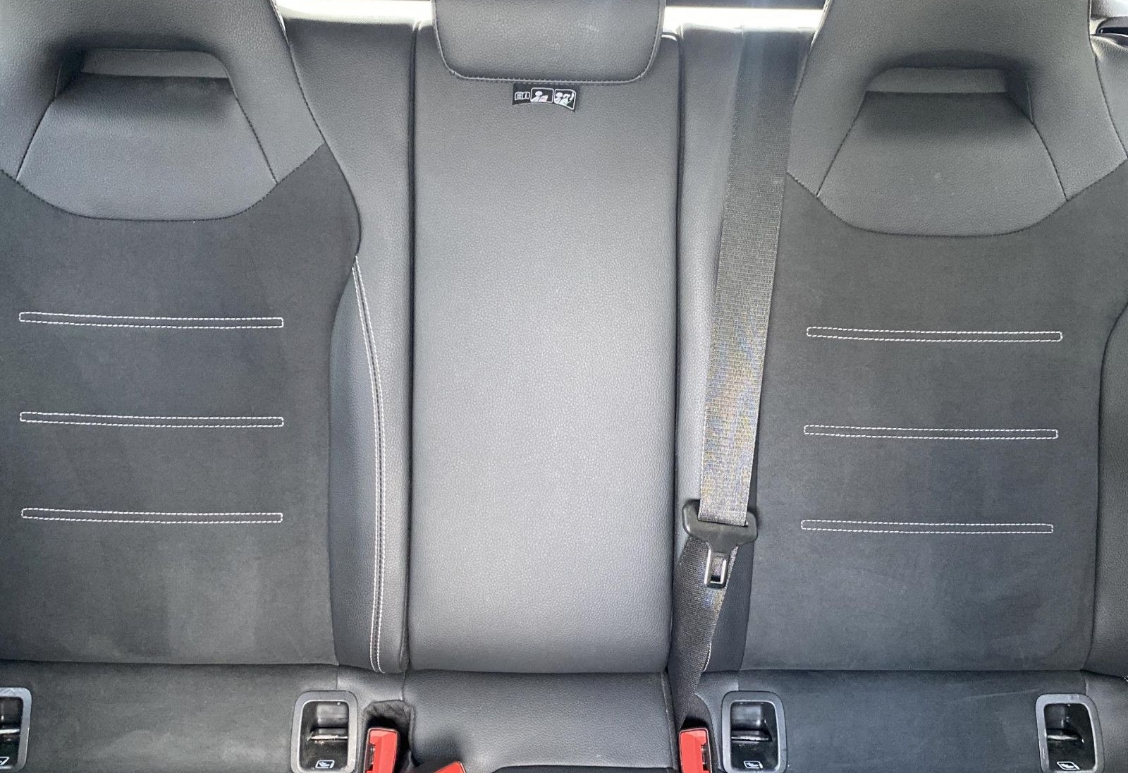 Mercedes-Benz CLA 250 AMG Edition2021 Night*Led*Alcantara*Navi foto 17