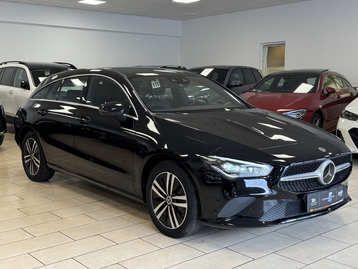 Mercedes-Benz CLA 250 Shooting Brake EQ Business LED Multibeam foto 3