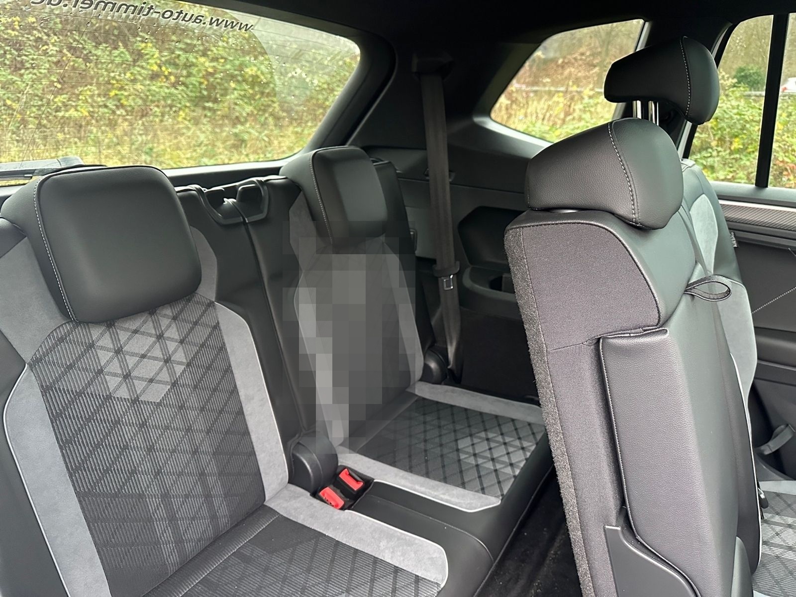 Volkswagen Tiguan Allspace 2.0 TDI R-Line *4Motion*NAVI*SHZ foto 16