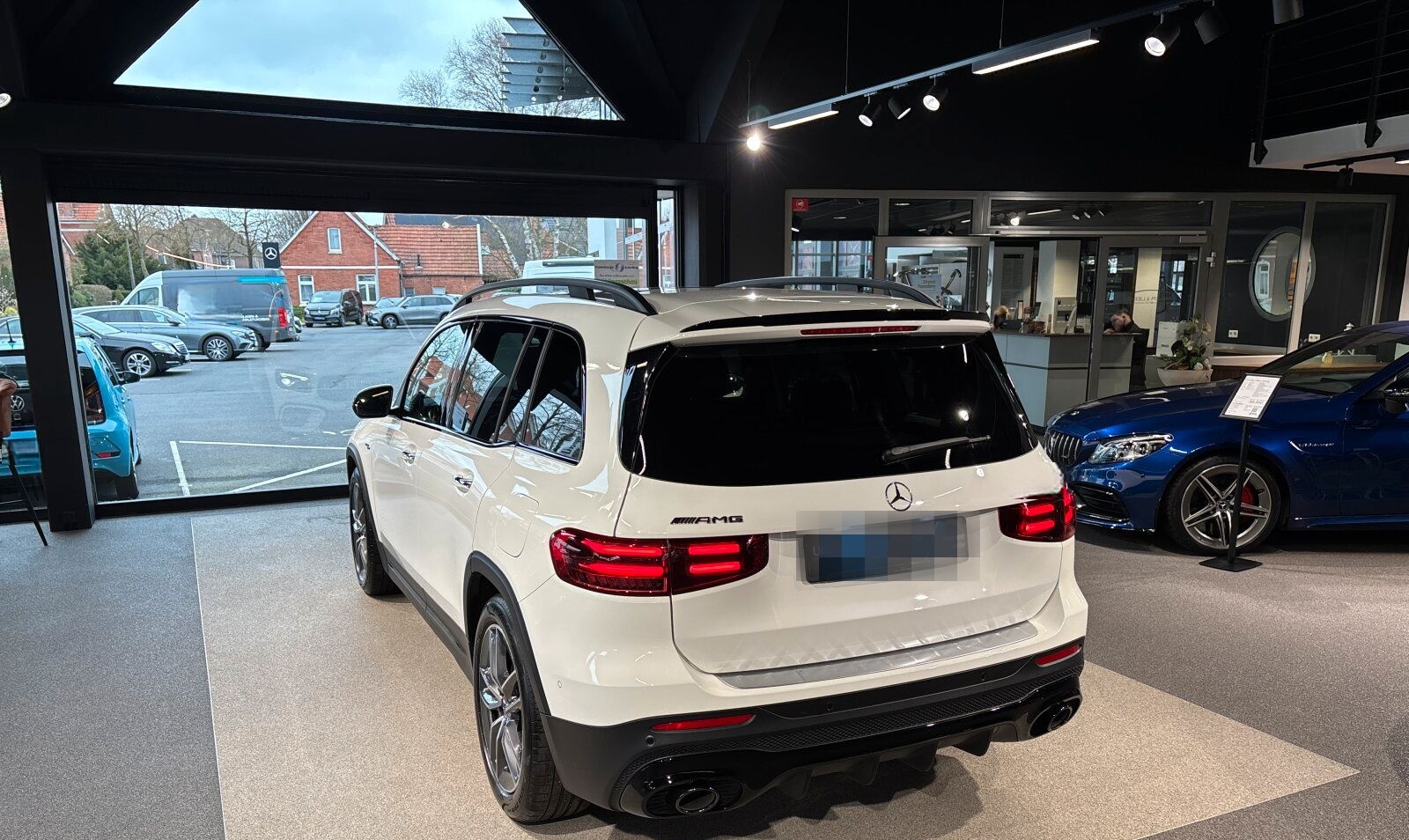 Mercedes-Benz Mercedes-AMG GLB 35 4M AMG-Line*Night*Pano*FAP*3 foto 3