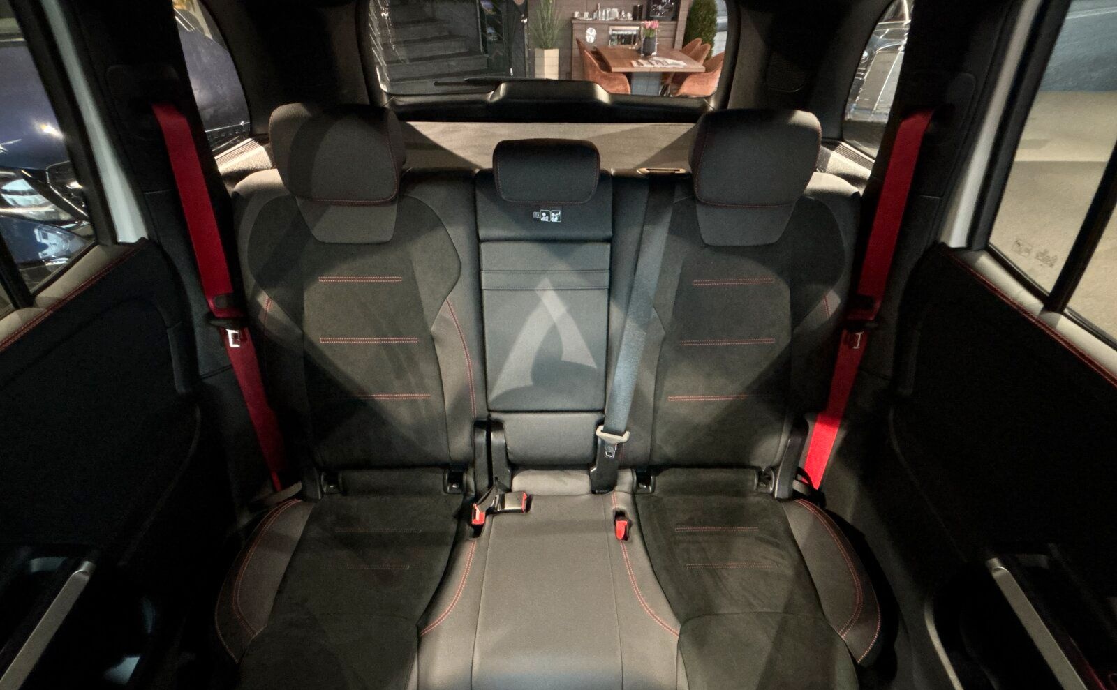 Mercedes-Benz Mercedes-AMG GLB 35 4M AMG-Line*Night*Pano*FAP*3 foto 9