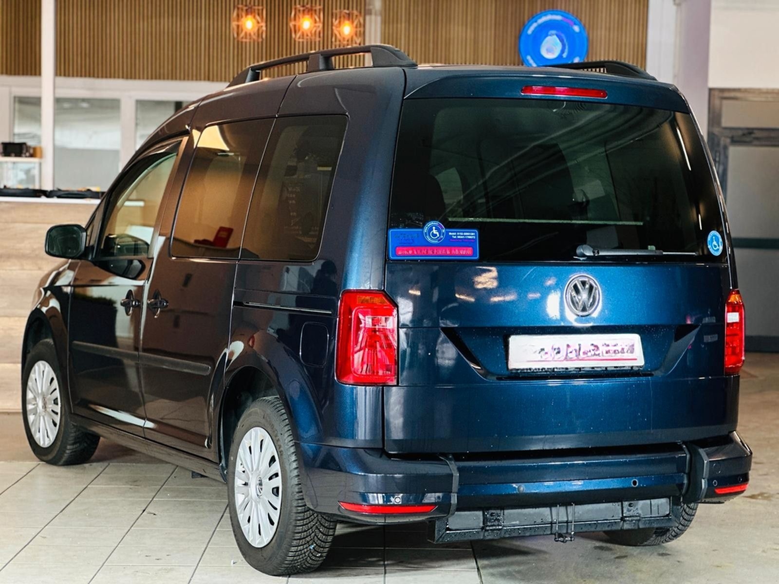 Volkswagen Caddy 4- Behindertengerecht-Rampe foto 3