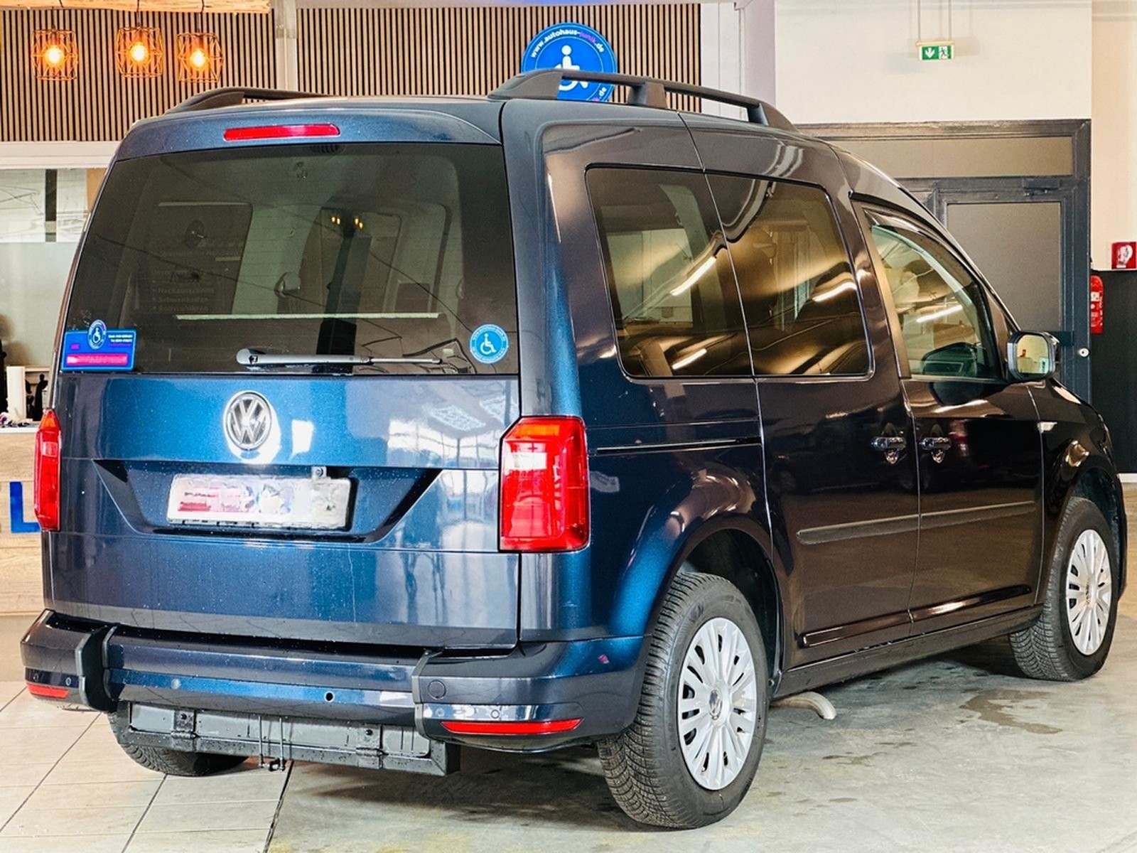 Volkswagen Caddy 4- Behindertengerecht-Rampe foto 5