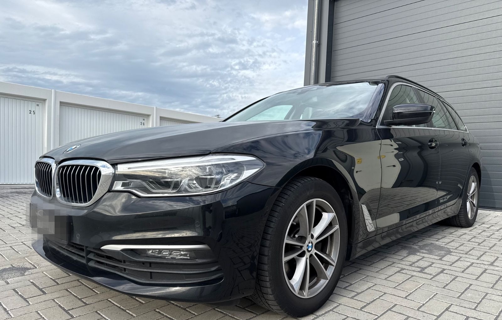 BMW 520 d Touring*PANO-HEAD-UP*LED*KAMERA*AMBIENTE* foto 9