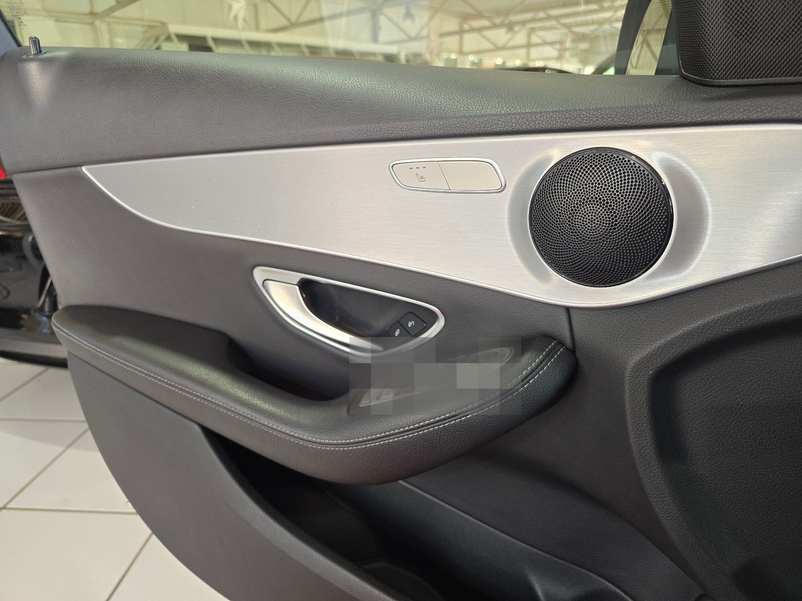 Mercedes-Benz C 200 Lim. CGI+AHK+NAVI+LED+TEILLEDER foto 11