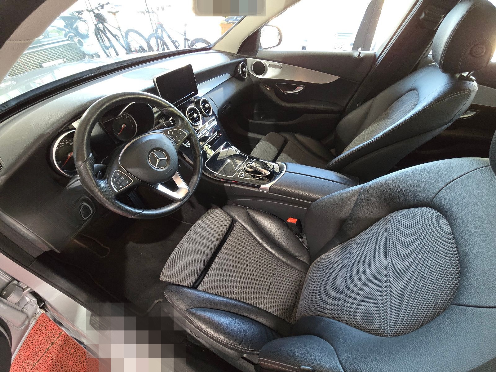 Mercedes-Benz C 200 Lim. CGI+AHK+NAVI+LED+TEILLEDER foto 10