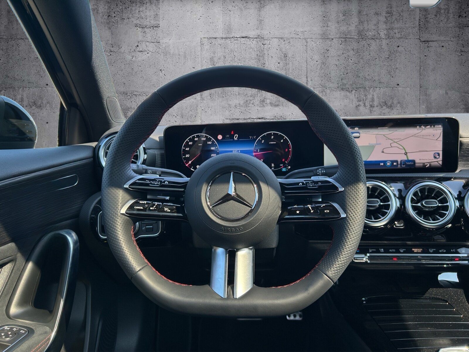 Mercedes-Benz A 200 d AMG+PANO+DISTRO+MEMORY+360°+NIGHT+MLED foto 11