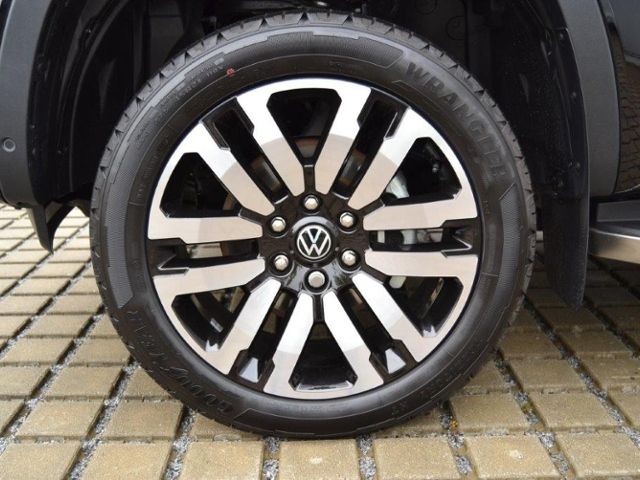 Volkswagen Amarok 3.0 TDI 241 PS 4M Aventura HARDTOP/AHK/ST foto 7