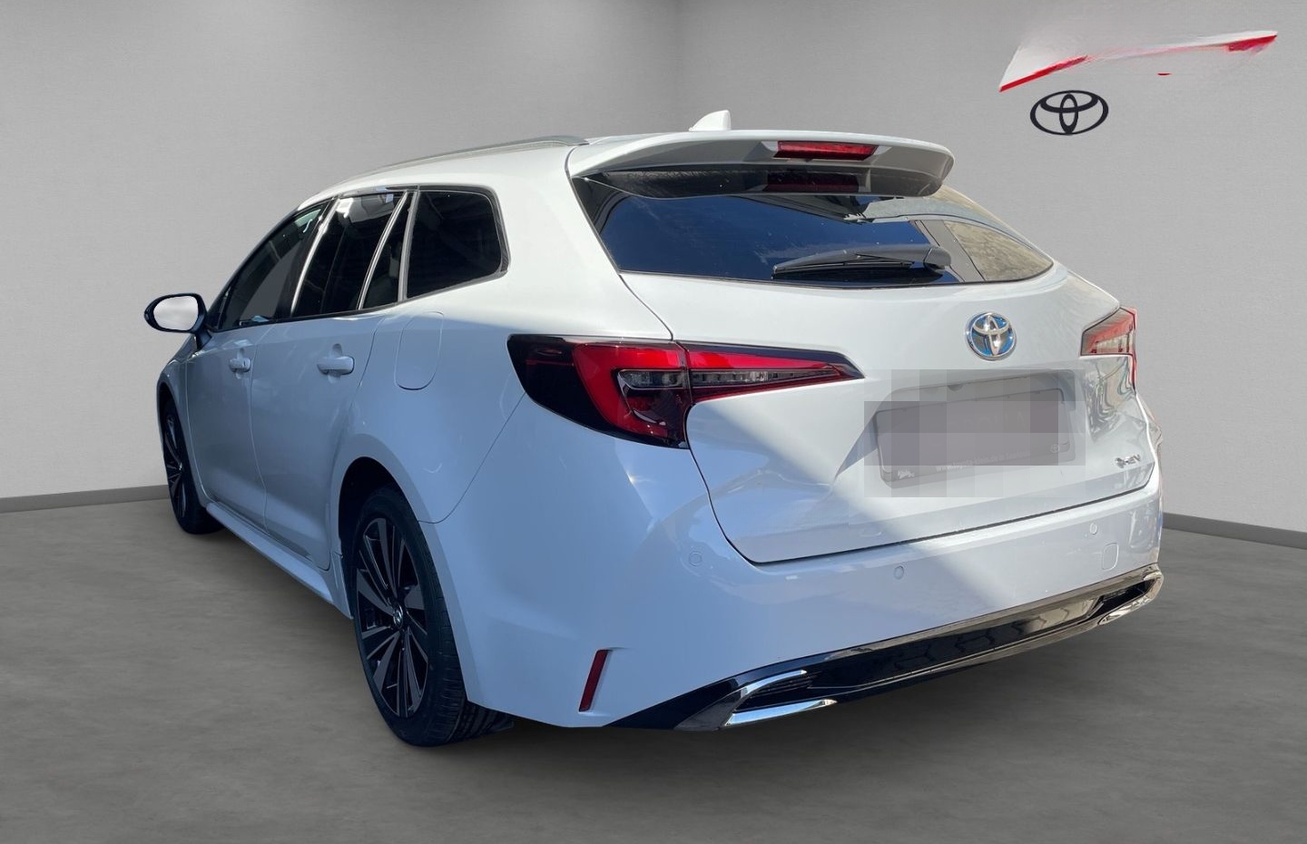 Toyota Corolla 1.8 Hybrid Touring Sports Teamplayer Tec foto 3