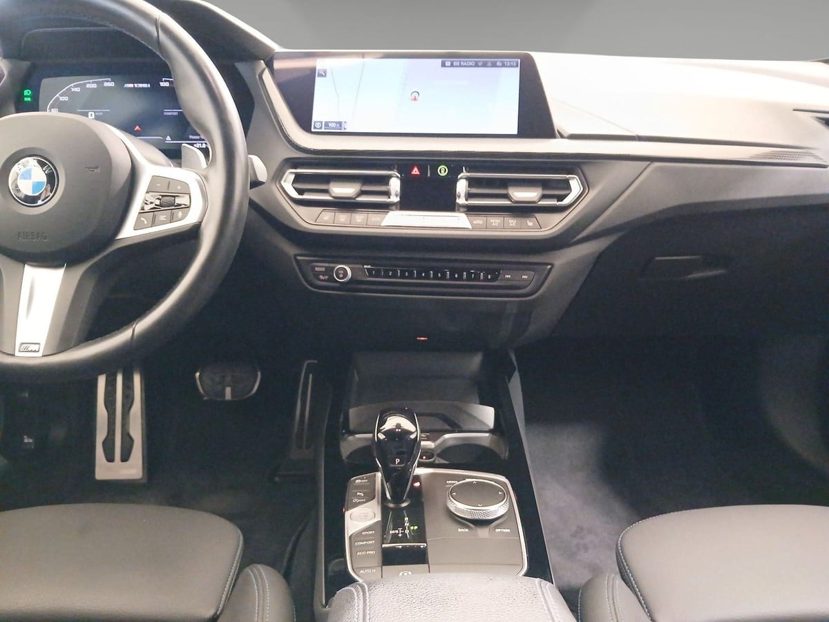 BMW M135i xDrive LiveCockpitProf Head-Up PDC HiFi foto 10