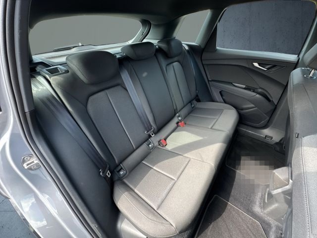 Audi Q4 e-tron S line 35 Nav/Assist/Temp/20''/AHZ/MMI foto 17
