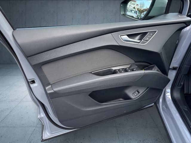 Audi Q4 e-tron S line 35 Nav/Assist/Temp/20''/AHZ/MMI foto 22