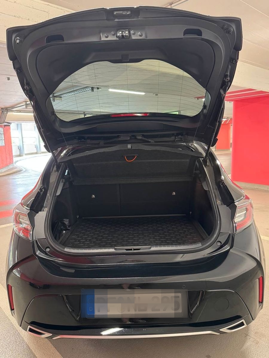 Toyota Corolla Hybrid GR Sport Black Edition foto 15
