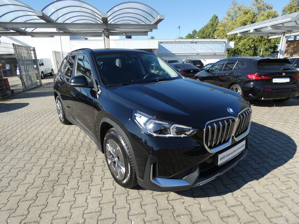 BMW iX1 xDrive30 Impressive Head-Up+StHz+StKlima+SHZ foto 3