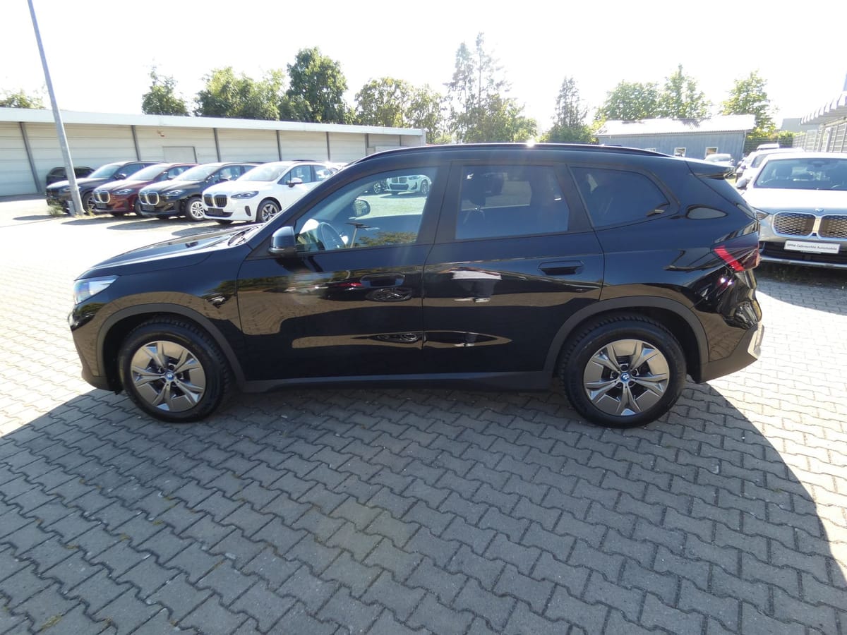 BMW iX1 xDrive30 Impressive Head-Up+StHz+StKlima+SHZ foto 8