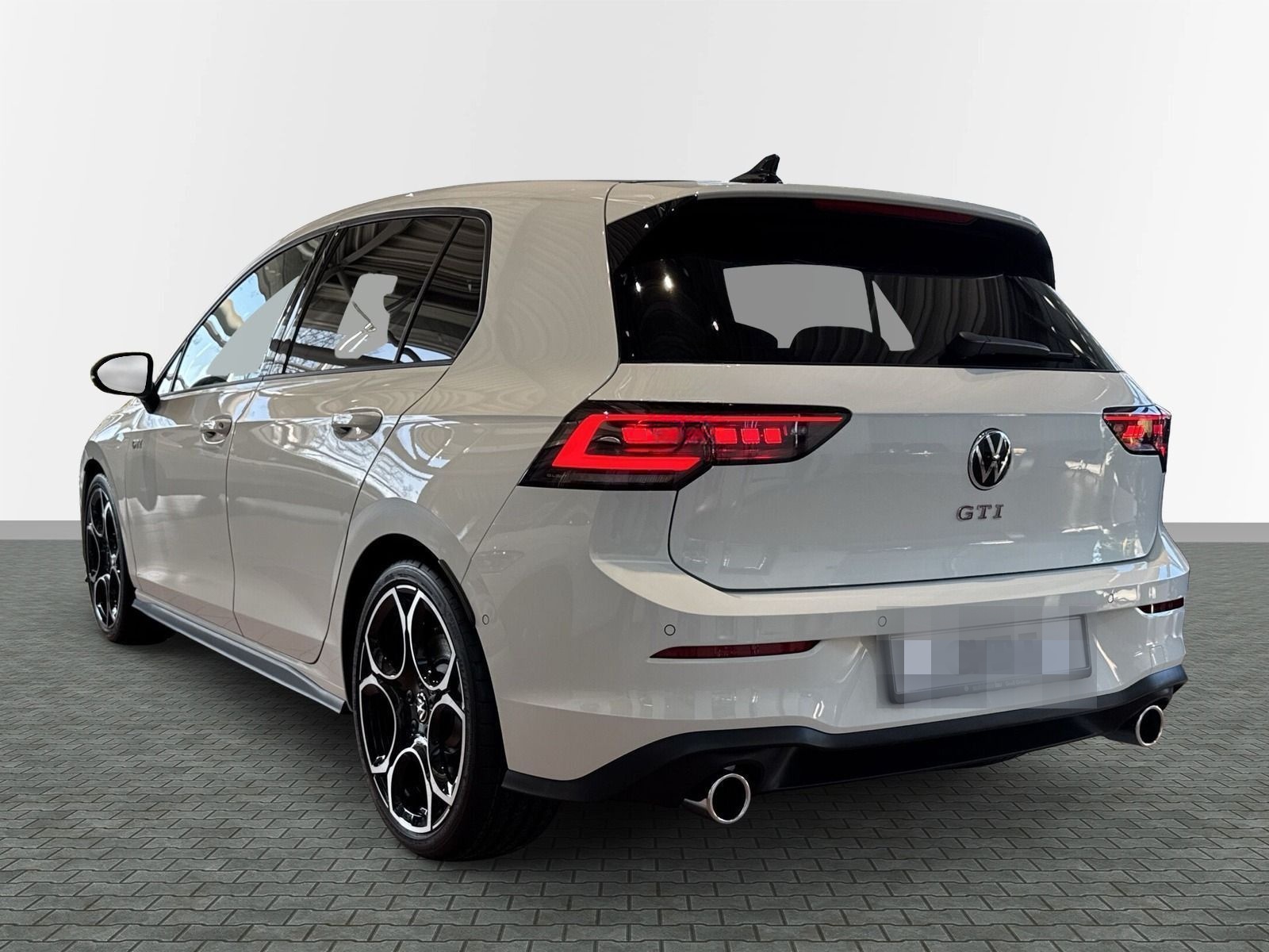 Volkswagen Golf GTI 2,0 l TSI OPF 195 kW (265 PS) 7-Gang-Do foto 3