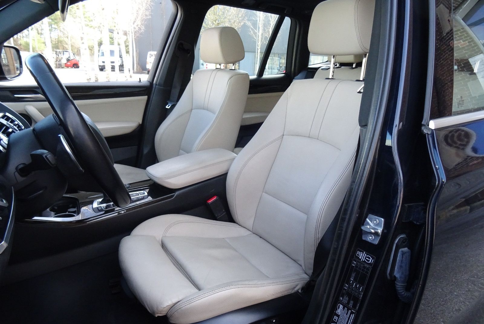 BMW X3 xDrive35d-M-Paket-Individual-Ausstatt.-2.Hand foto 10