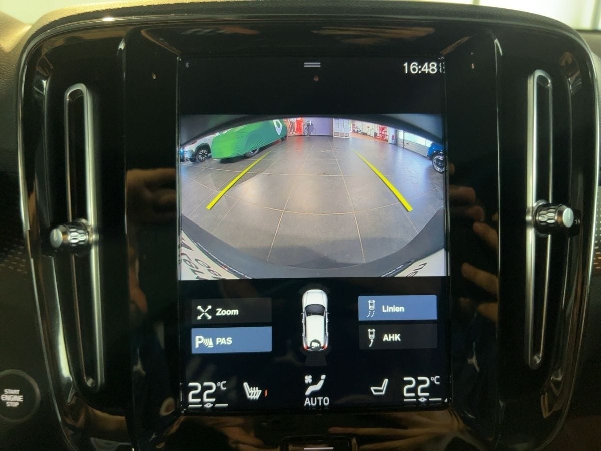 Volvo XC40 T5 AWD R-Design Apple CarPlay SHZ AHK PDC S foto 15