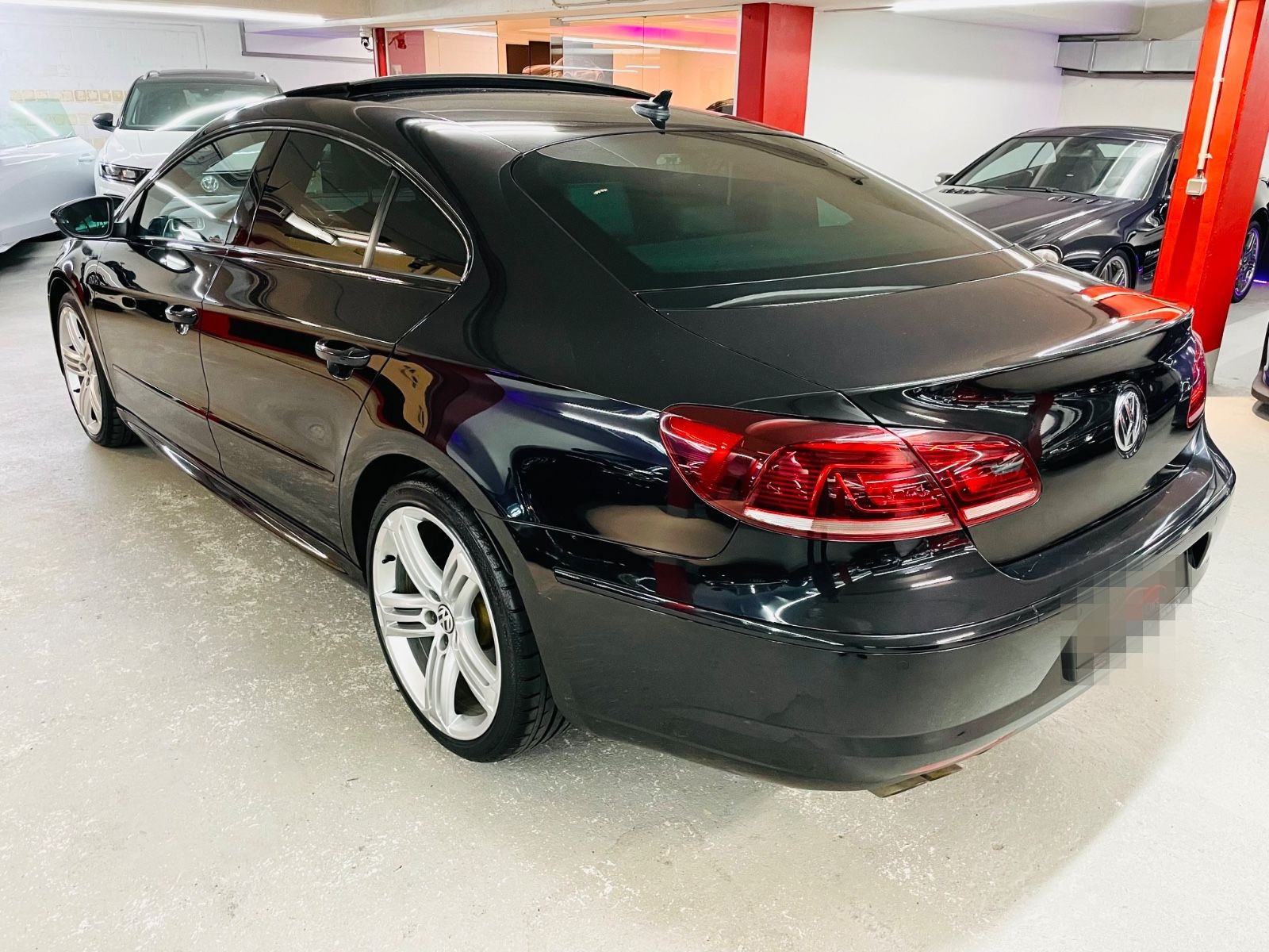 Volkswagen Passat CC 2.0 TDI Dynamic Black BMT R Line Pano foto 4