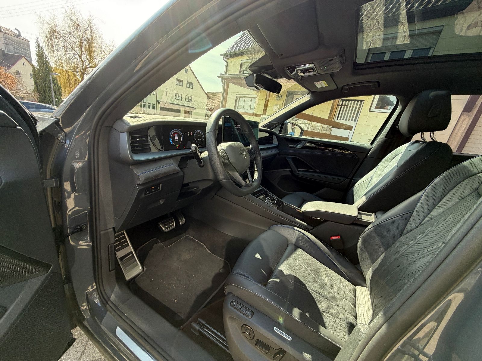 Volkswagen Tayron 2.0 TDI 142 kW 4Motion R-Line, VOLL! foto 22