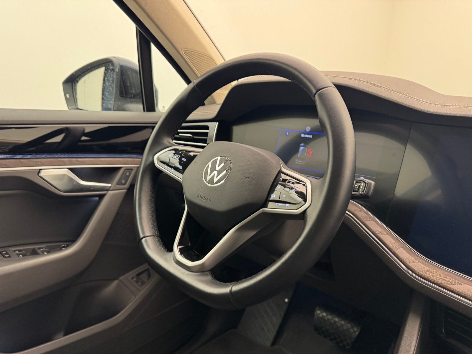 Volkswagen Touareg eHybrid 4M Atmosphere Pano20NaviMatrix foto 5