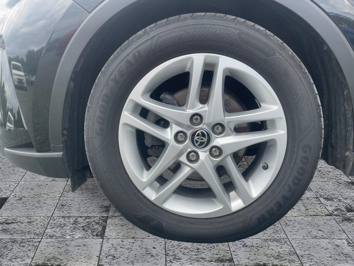 Toyota C-HR 1.8 l Hyb. BUSINESS Bi-LED+NAV+ACC+RFK+SHZ foto 8